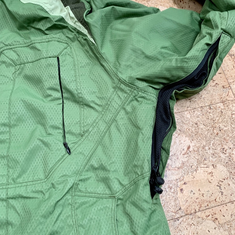 Powder Room Snowboard Jacket - Picture 7 of 13